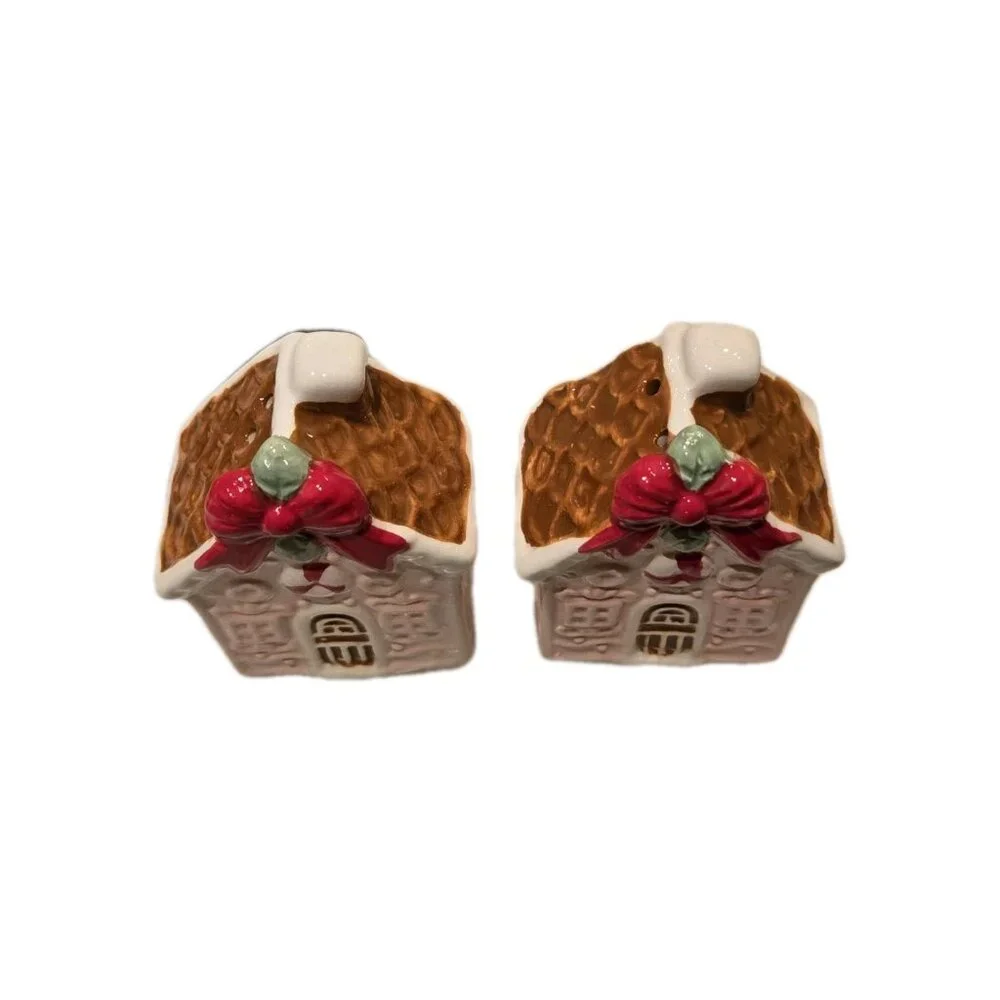 New Christmas Gingerbread House Salt & Pepper Shakers Salt N Pepper Dinning Set